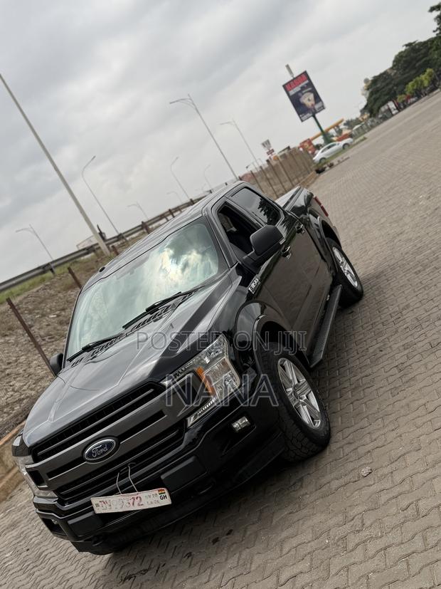 Ford F-150 2018 Black