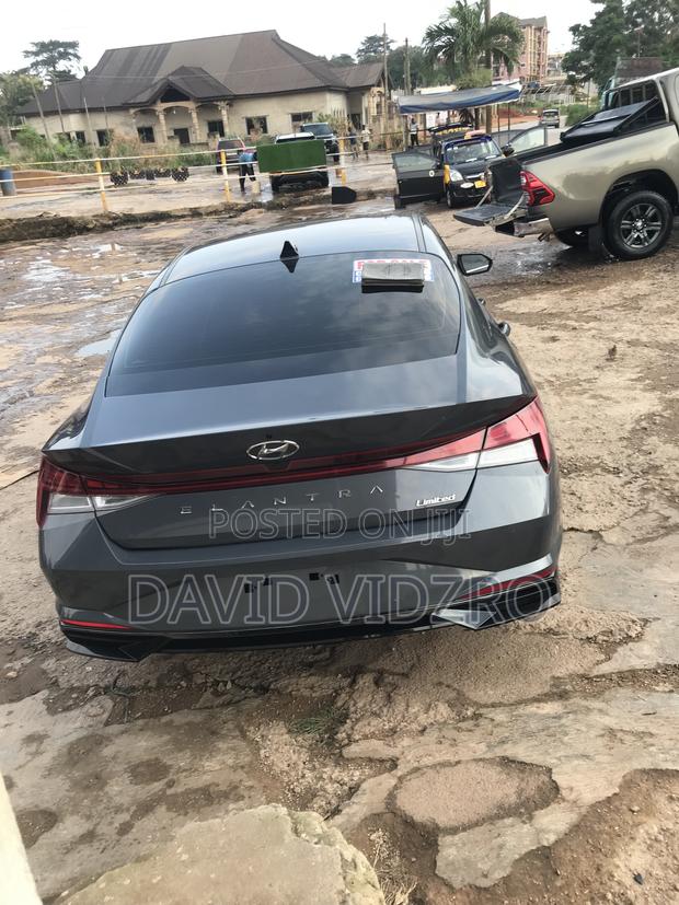 New Hyundai Elantra 2023 Gray
