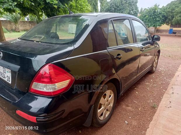 Nissan Versa 2008 Black