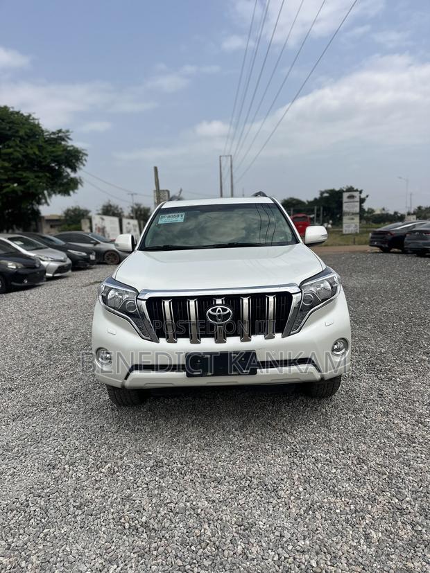 Toyota Land Cruiser Prado 4.0 Petrol GX-L 2017 White
