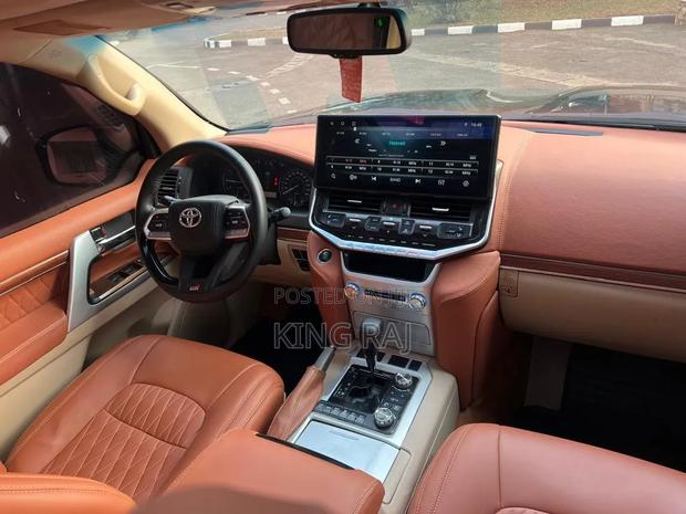 Toyota Land Cruiser 2012 Black