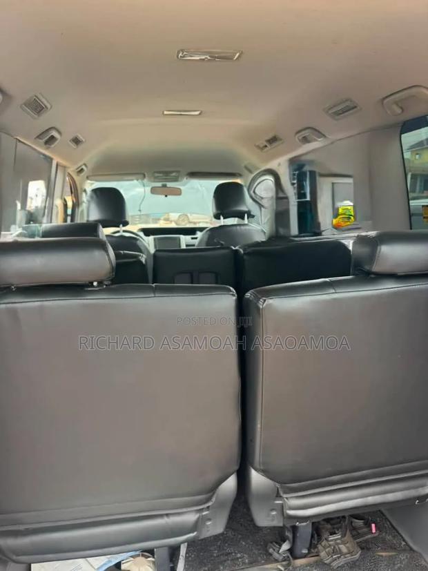 Toyota Voxy 2012 Black