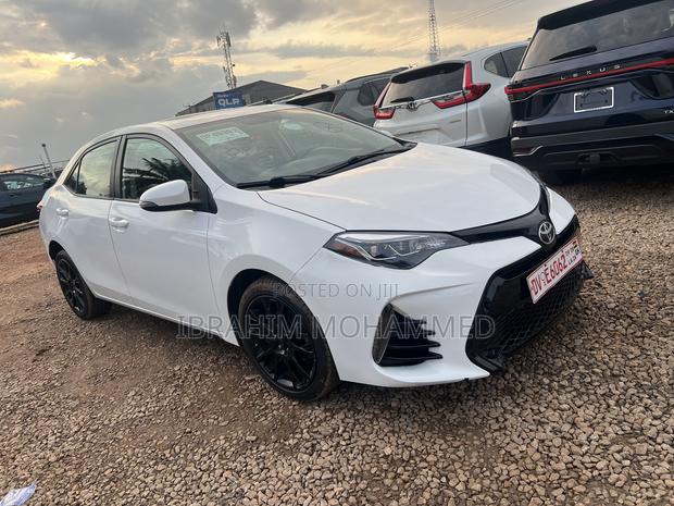 Toyota Corolla S 4dr Sedan (1.8L 4cyl CVT) 2016 White