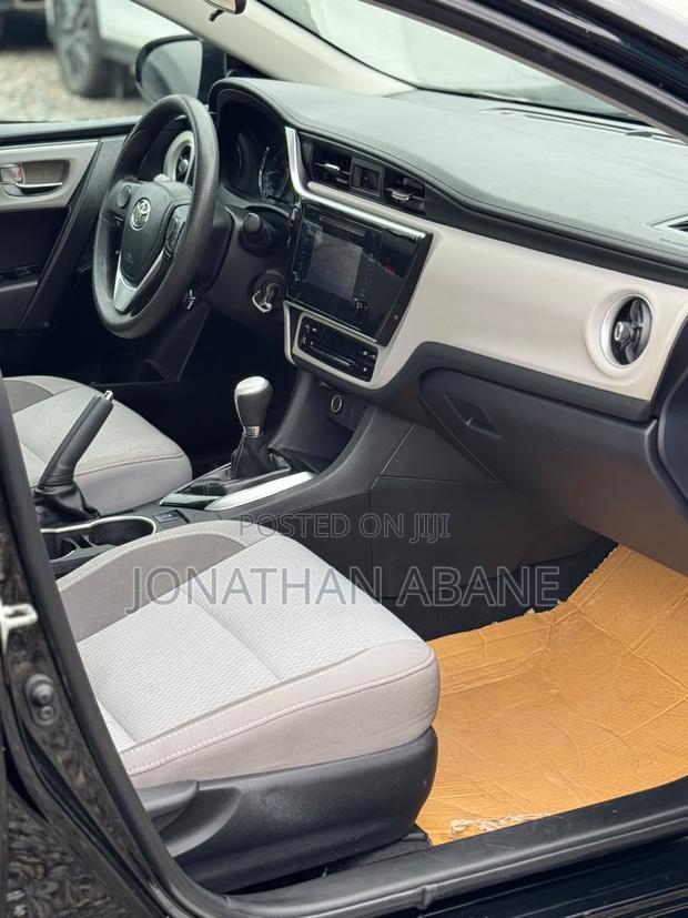 Toyota Corolla 2019 Black