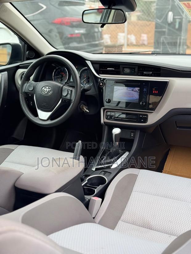 Toyota Corolla 2019 Black