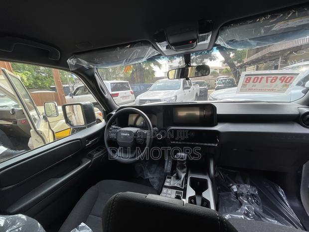 New Toyota Land Cruiser Prado 2.8 2024 White