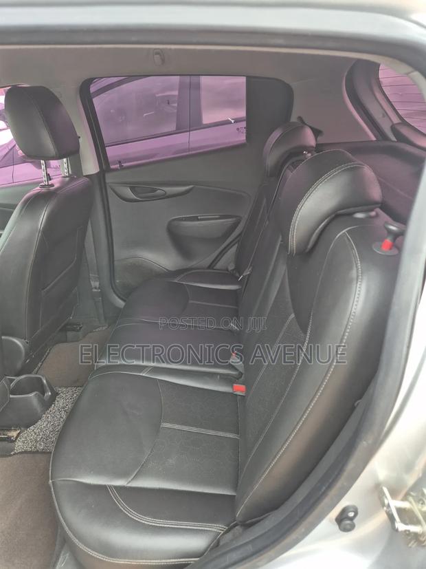 Chevrolet Spark 2017 Silver