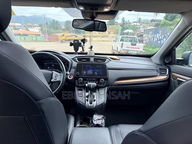 Honda CR-V Touring AWD 2018 Blue