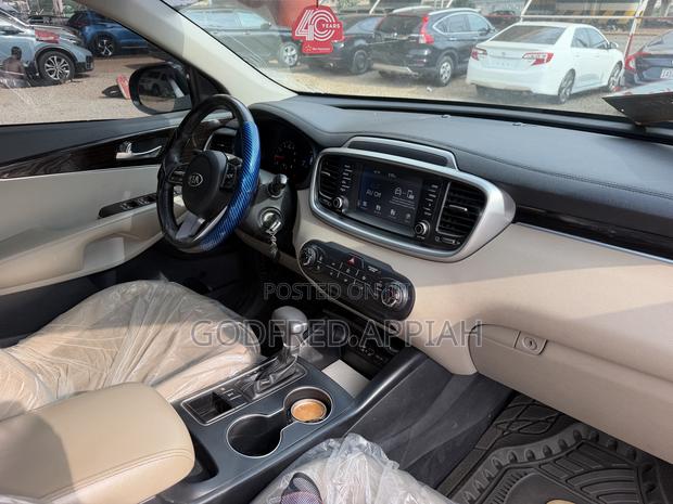 Kia Sorento 2019 Red