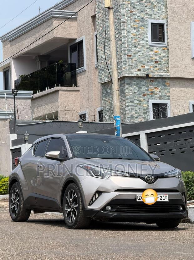 Toyota C-HR 2019 Gray