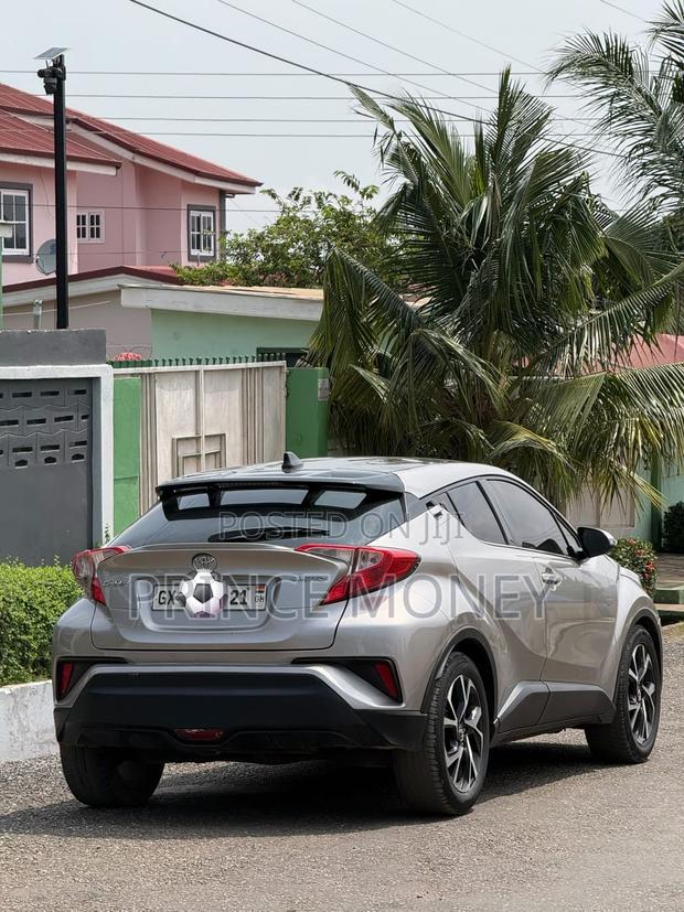 Toyota C-HR 2019 Gray