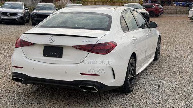 Mercedes-Benz C300 2022 White