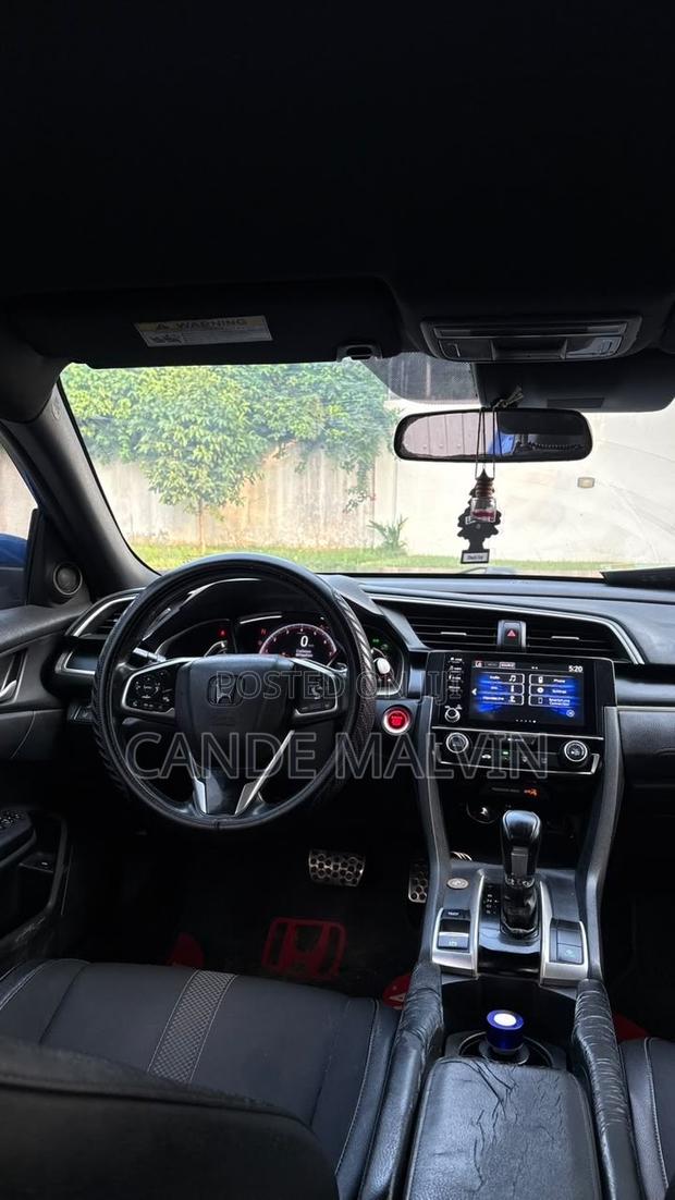 Honda Civic 2020 Blue