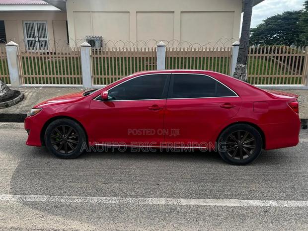 Toyota Camry 2014 Red