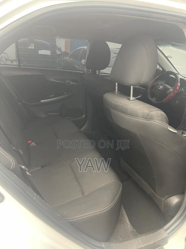 Toyota Corolla S 4dr Sedan (1.8L 4cyl 4A) 2013 White