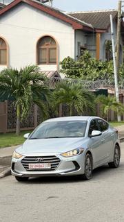 Hyundai Elantra SE Sedan FWD (2.0L 4cyl 6M) 2017 Gray for sale