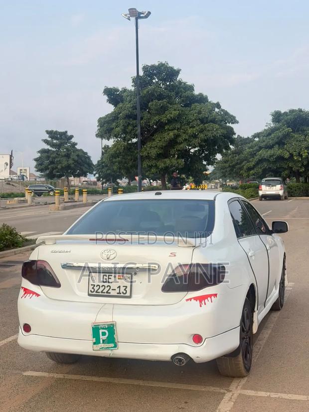 Toyota Corolla S 4dr Sedan (1.8L 4cyl 4A) 2010 White