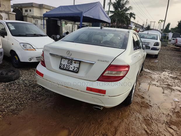 Mercedes-Benz C300 2011 White