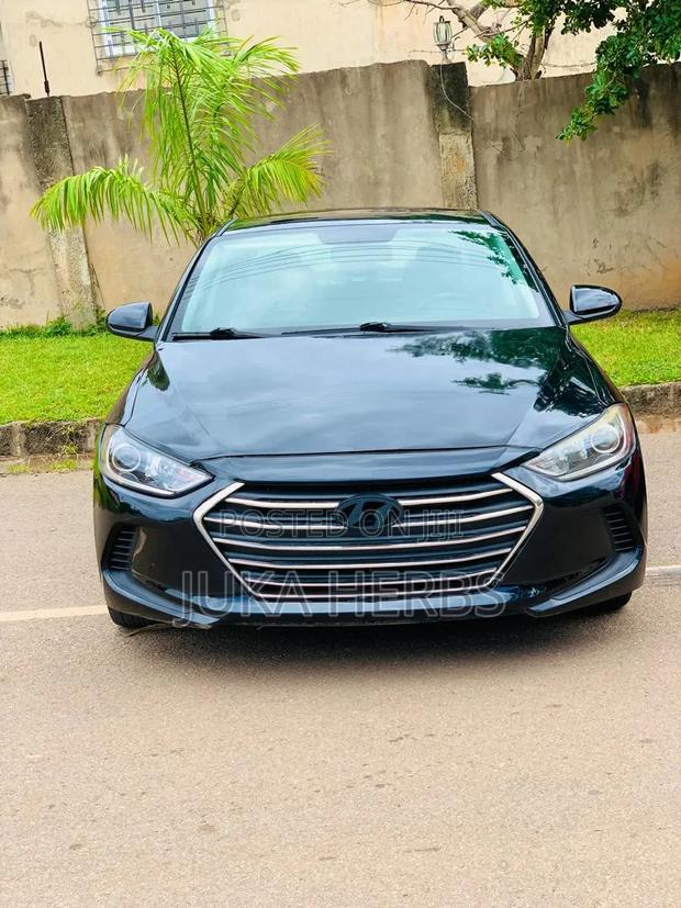 Hyundai Elantra 2017 Black