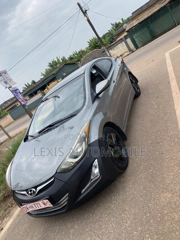 Hyundai Elantra Limited Sedan FWD (1.8L 4cyl 6A) 2013 Gray
