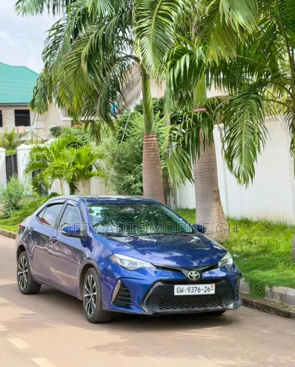 Toyota Corolla 2018 Blue