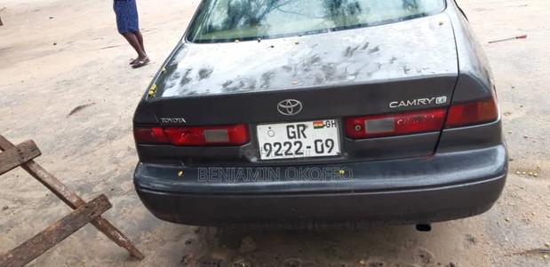 Toyota Camry Automatic 1999 Gray