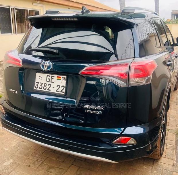 Toyota RAV4 2017