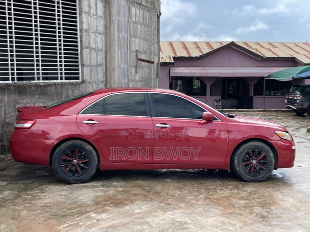 Toyota Camry 2010 Red