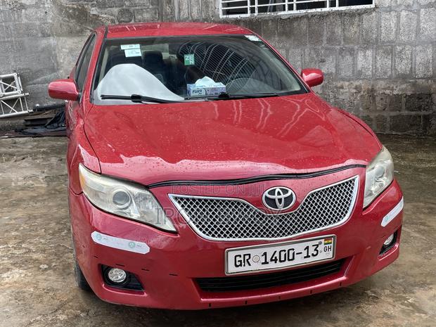 Toyota Camry 2010 Red