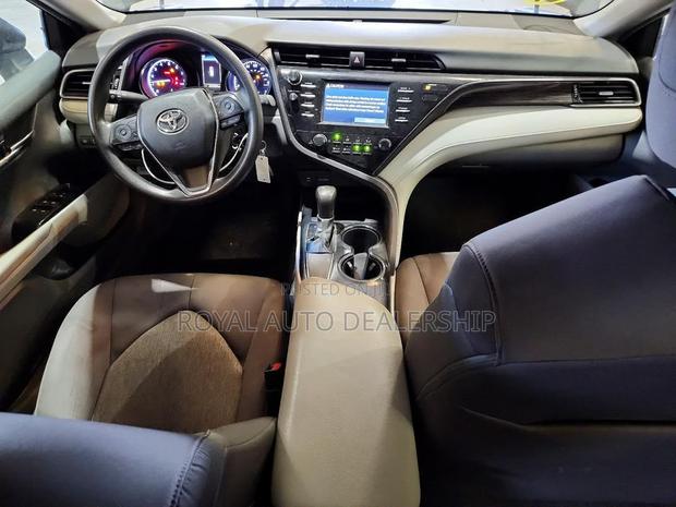 Toyota Camry LE (2.5L 4cyl 8A) 2019 Black