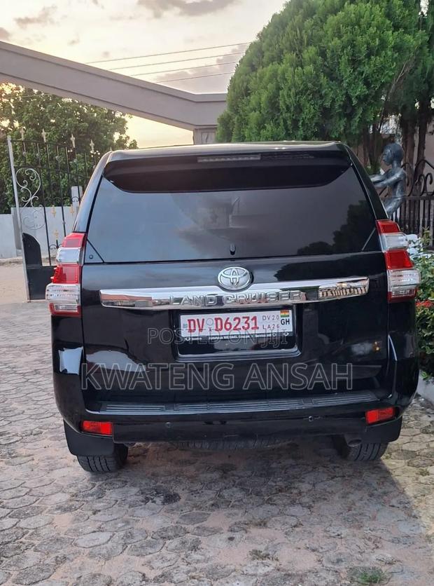 Toyota Land Cruiser 2015 Black