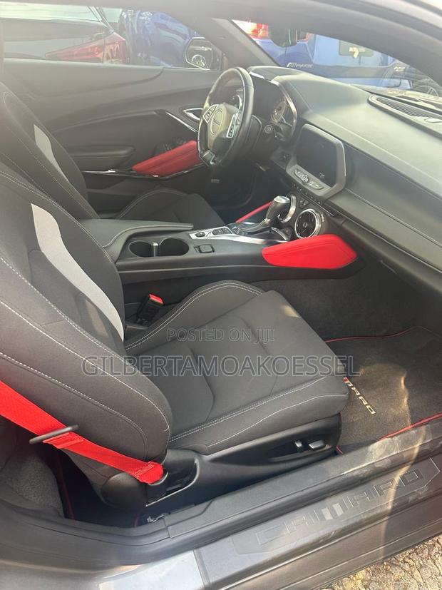 Chevrolet Camaro 2022 Gray