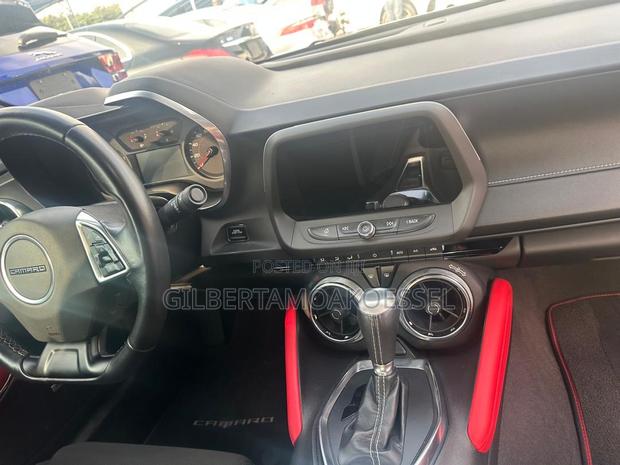 Chevrolet Camaro 2022 Gray