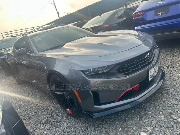 Chevrolet Camaro 2022 Gray