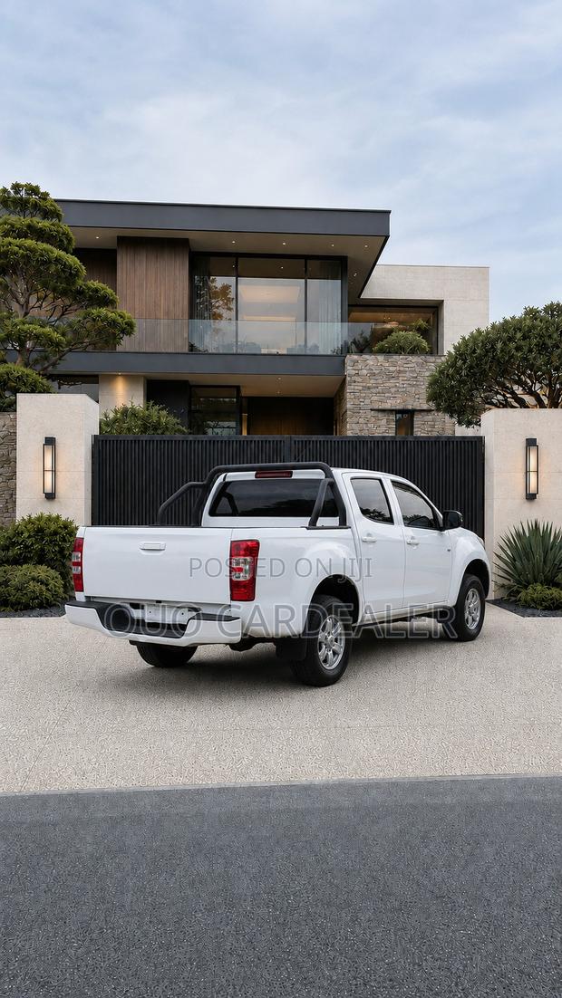 Isuzu D-MAX 2021 White