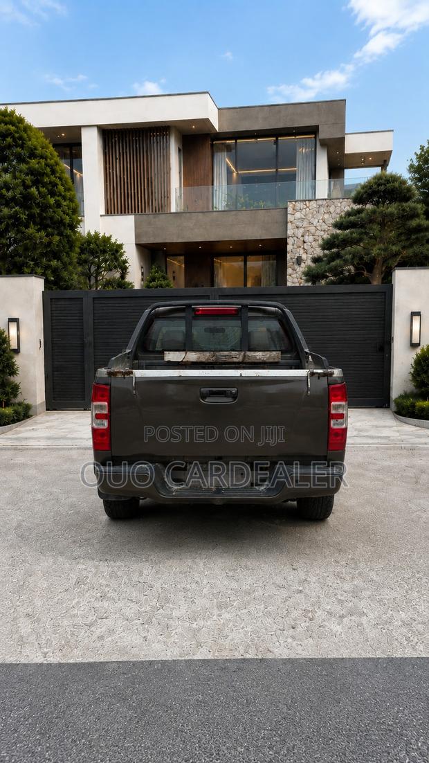 Isuzu D-MAX 2020 Brown