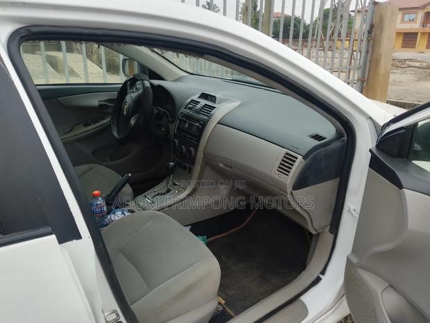 Toyota Corolla 2012 White