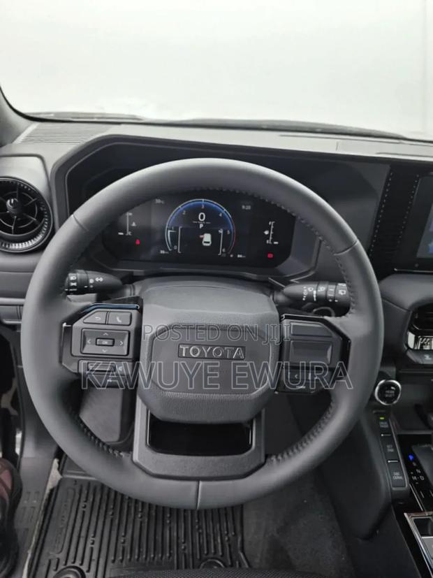 New Toyota Land Cruiser Prado 2025 Black