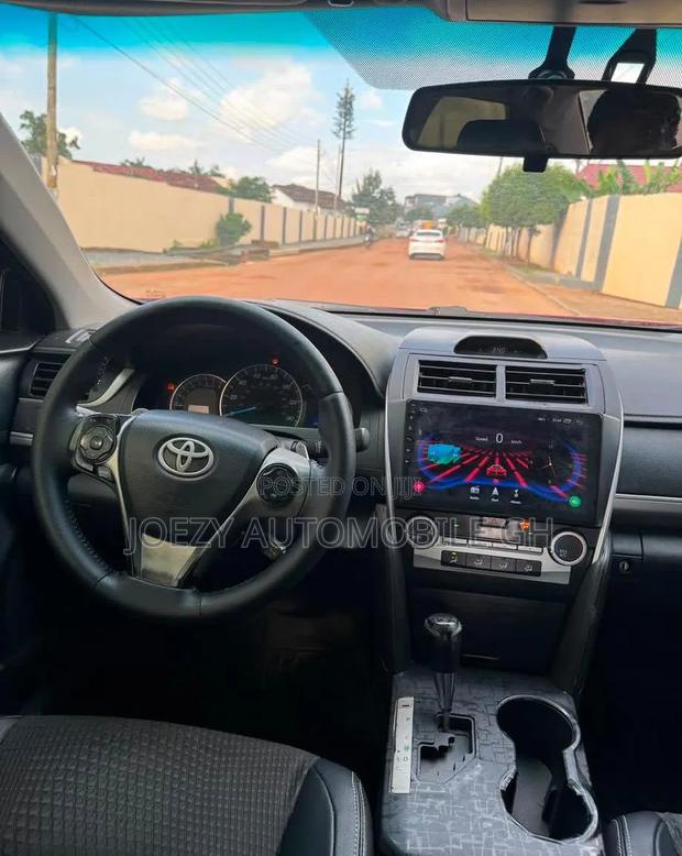 Toyota Camry 2014 Red