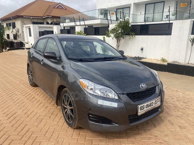 Toyota Matrix 2011 Silver