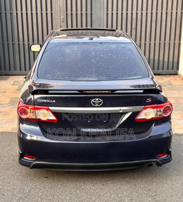 Toyota Corolla S Special Edition 4dr Sedan (1.8L 4cyl 4A) 2013 Blue
