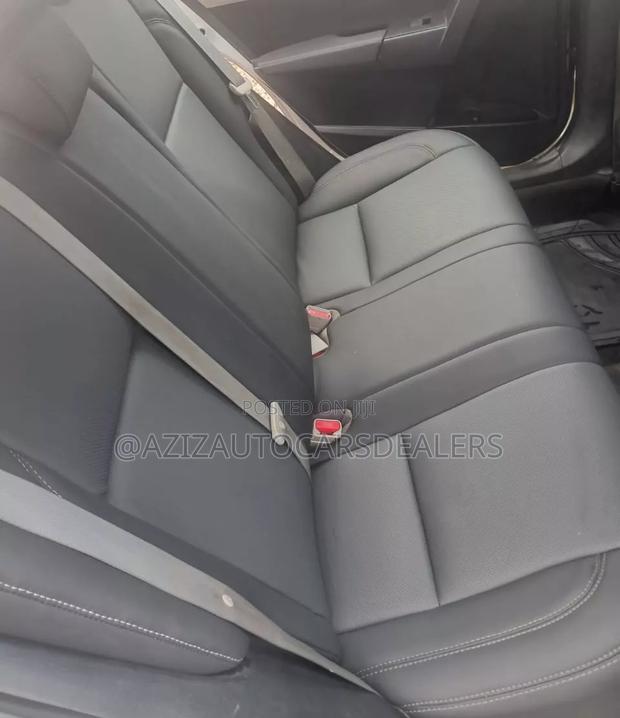 Toyota Corolla LE 4dr Sedan (1.8L 4cyl CVT) 2014 Gray