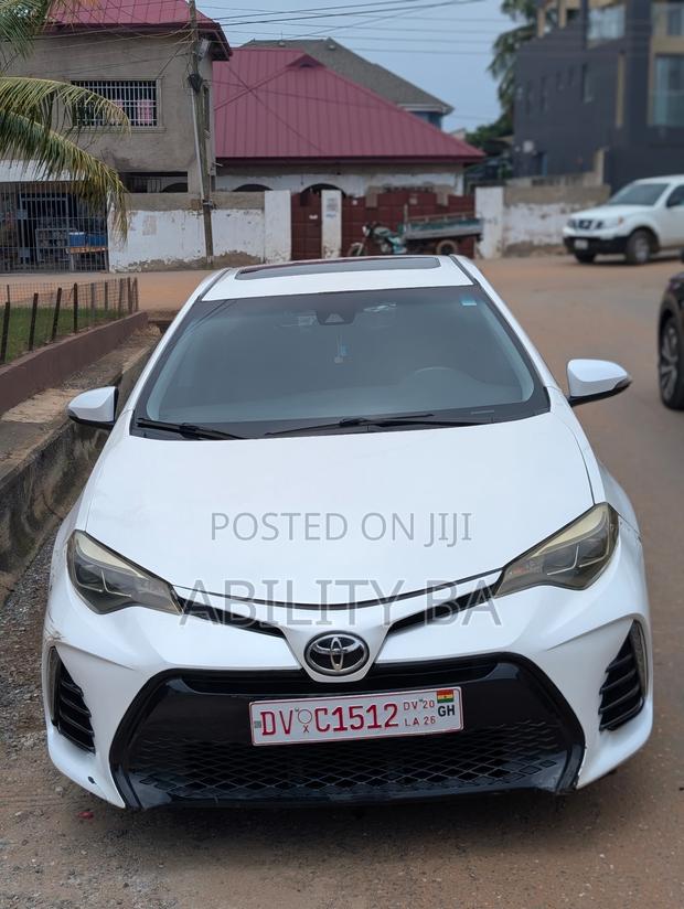 Toyota Corolla 2017 White