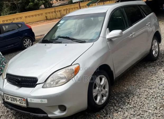 Toyota Matrix 2010 Gray