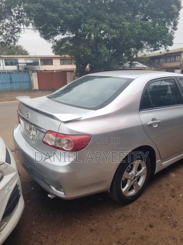 Toyota Corolla 2013 Silver