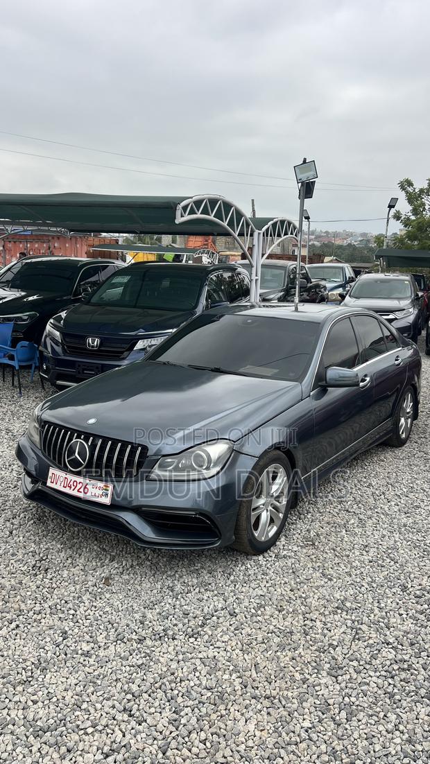 Mercedes-Benz C250 2013 Gray
