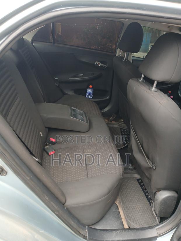 Toyota Corolla LE 4dr Sedan (1.8L 4cyl 4A) 2013 Blue