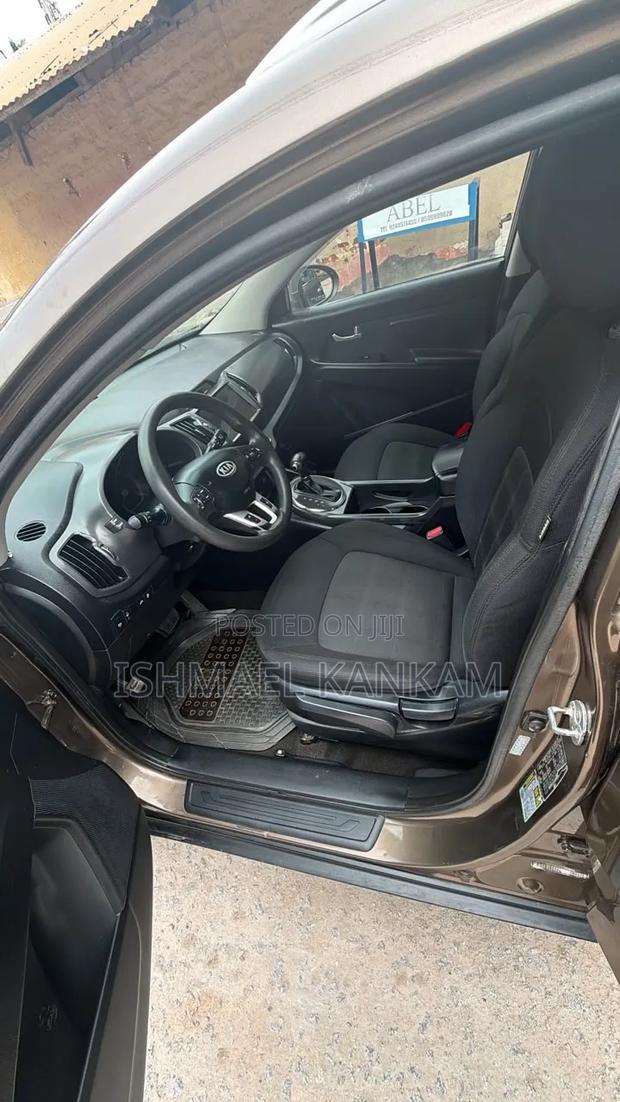 Kia Sportage 2012 Brown