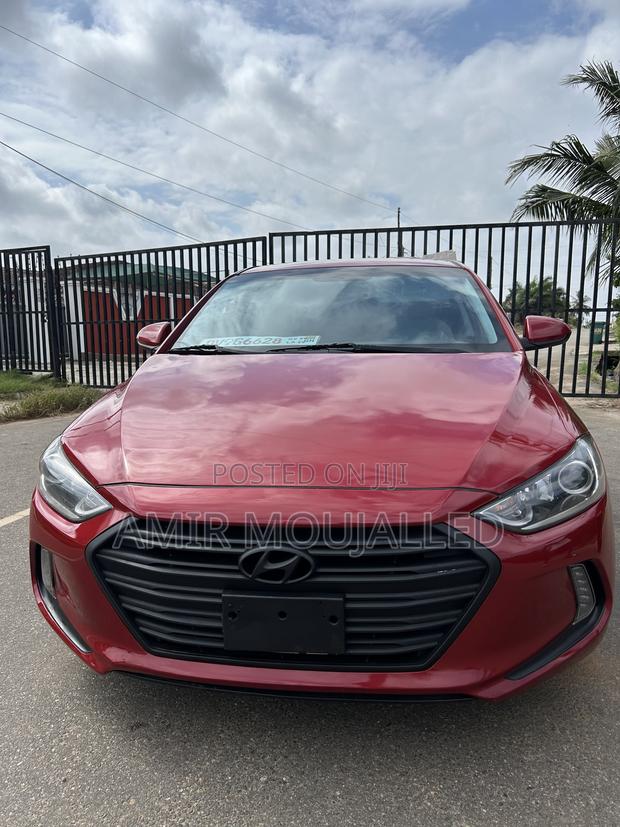 Hyundai Elantra Limited Sedan FWD (2.0L 4cyl 6A) 2017 Red
