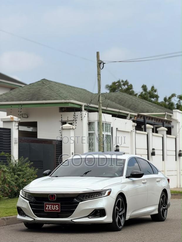 Honda Accord Sport 2.0T 2021 White